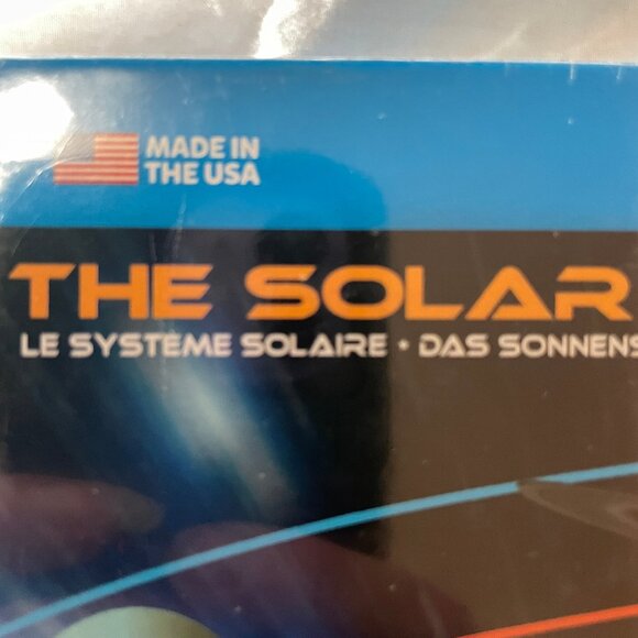 NIB Childrens 100 Pc Jigsaw Puzzle The Solar System Boy or Girl Steam Science - Picture 2 of 16